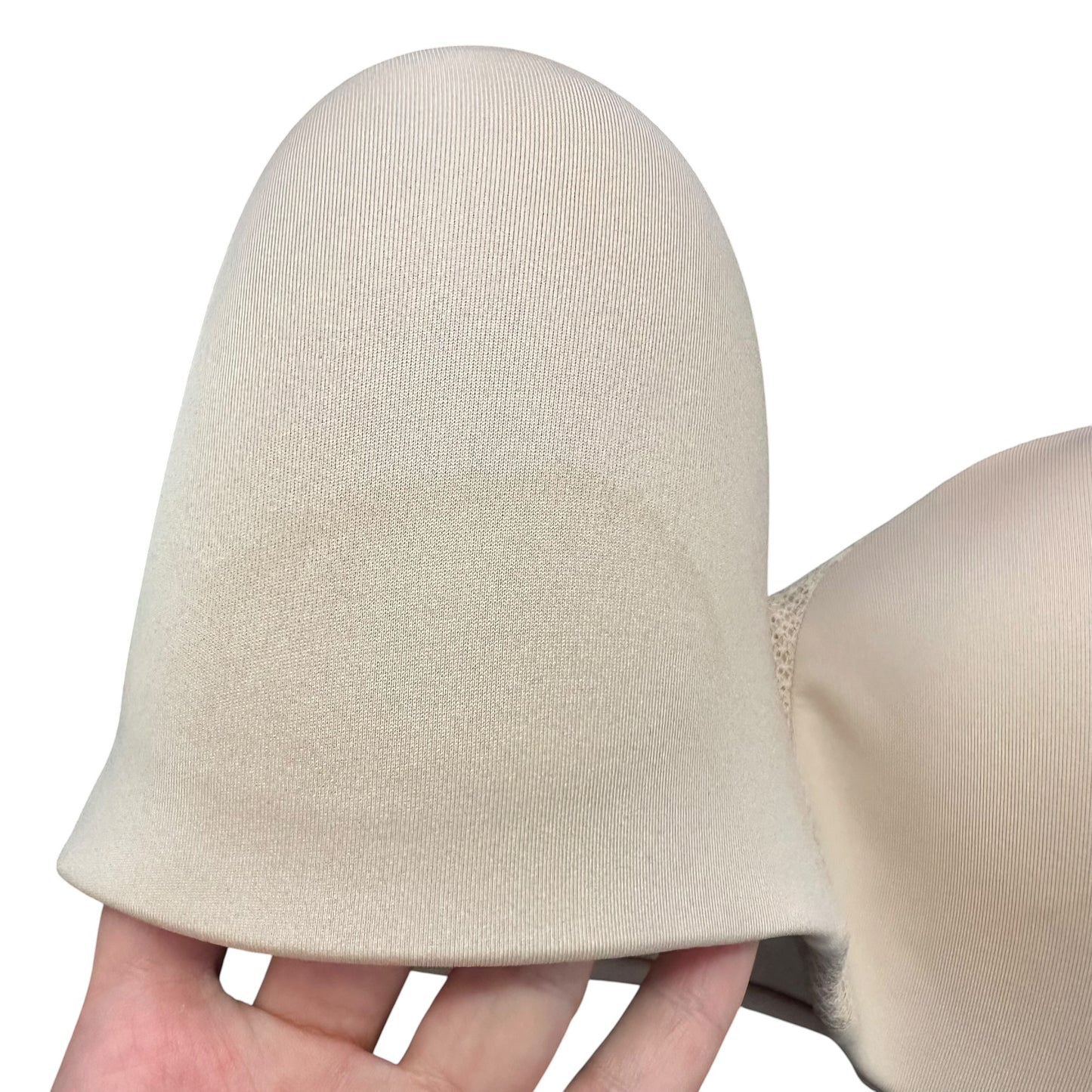 MAIDENFORM NUDE STRAPLESS BRA 143 36DD