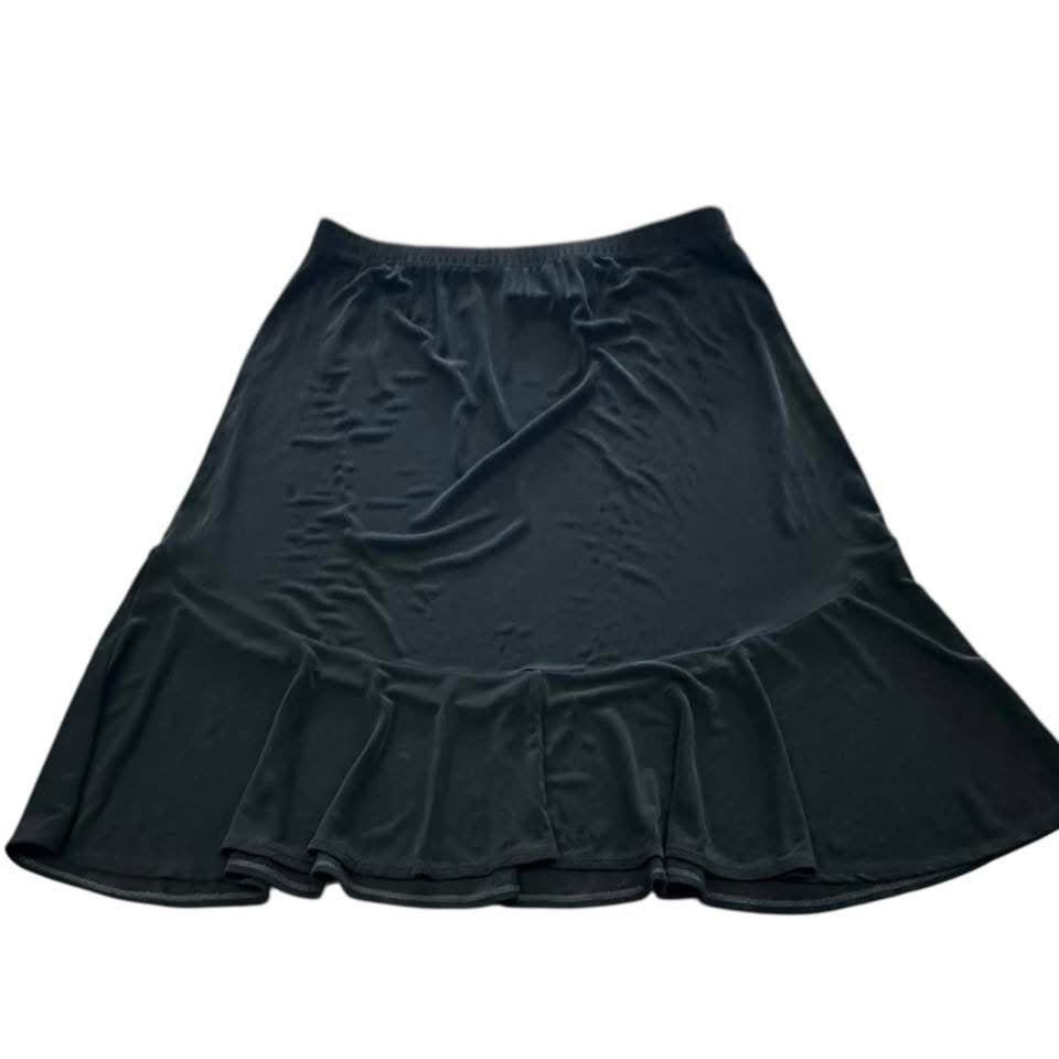 CHICOS BLACK JERSEY PULL ON SKIRT 118 LARGE