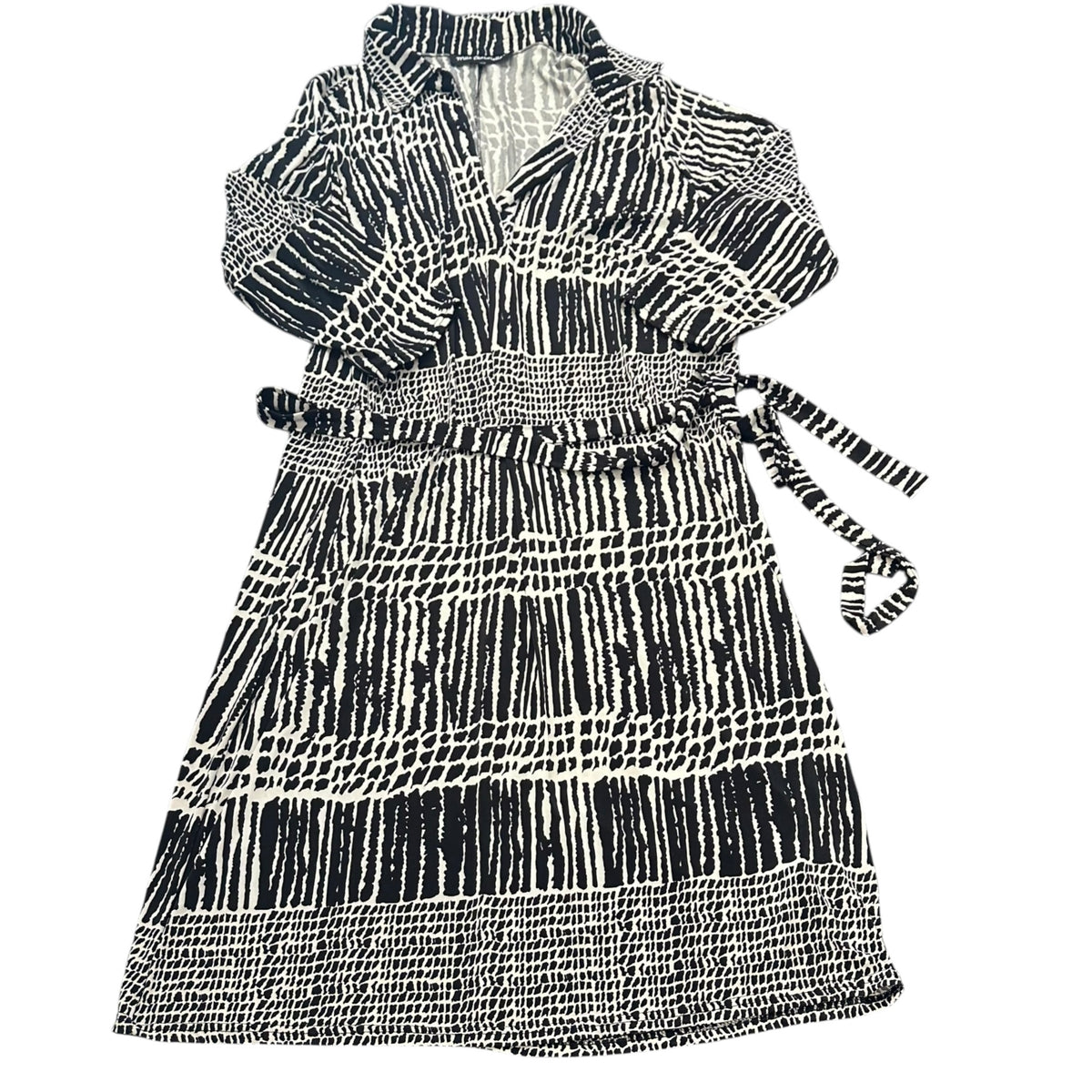 MLLE GABRIELLE BLACK WHITE BELTED DRESS 195 1X