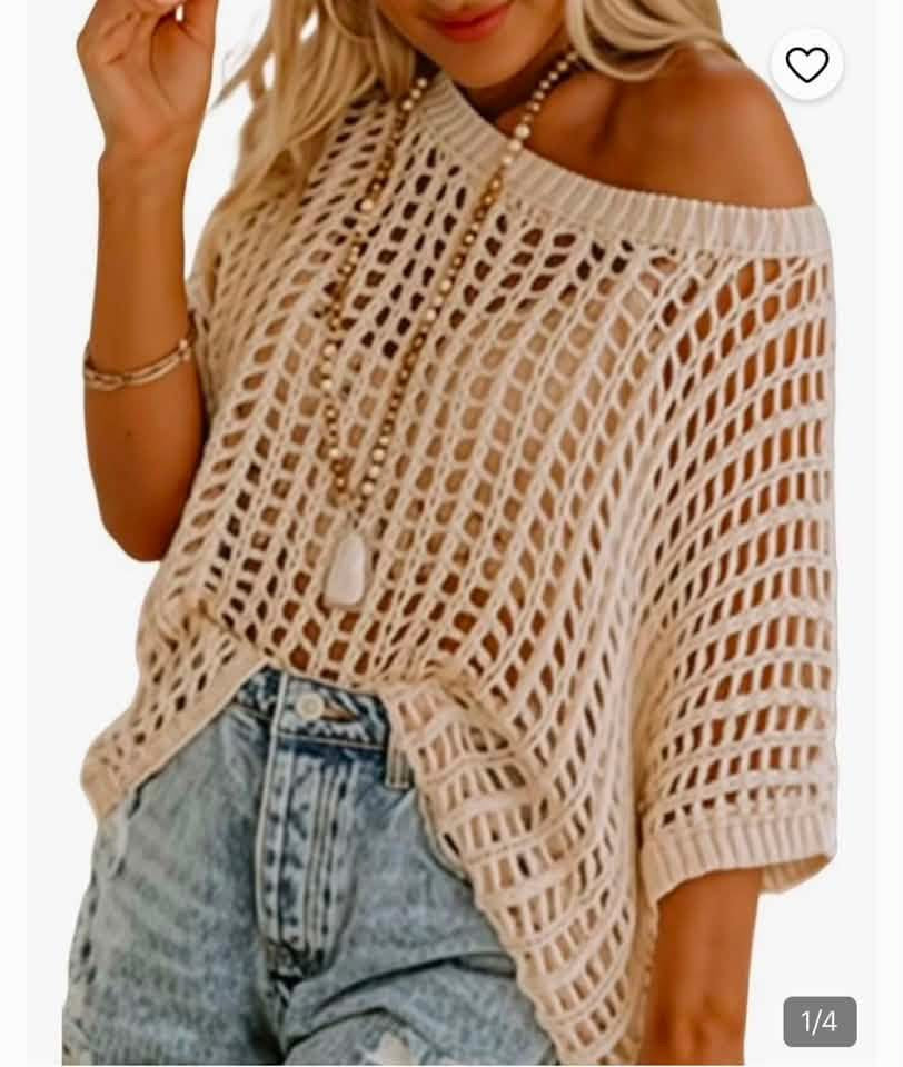 Sold manually entered in: DOOKOTOO BEIGE OPEN KNIT TOP 57 3XL