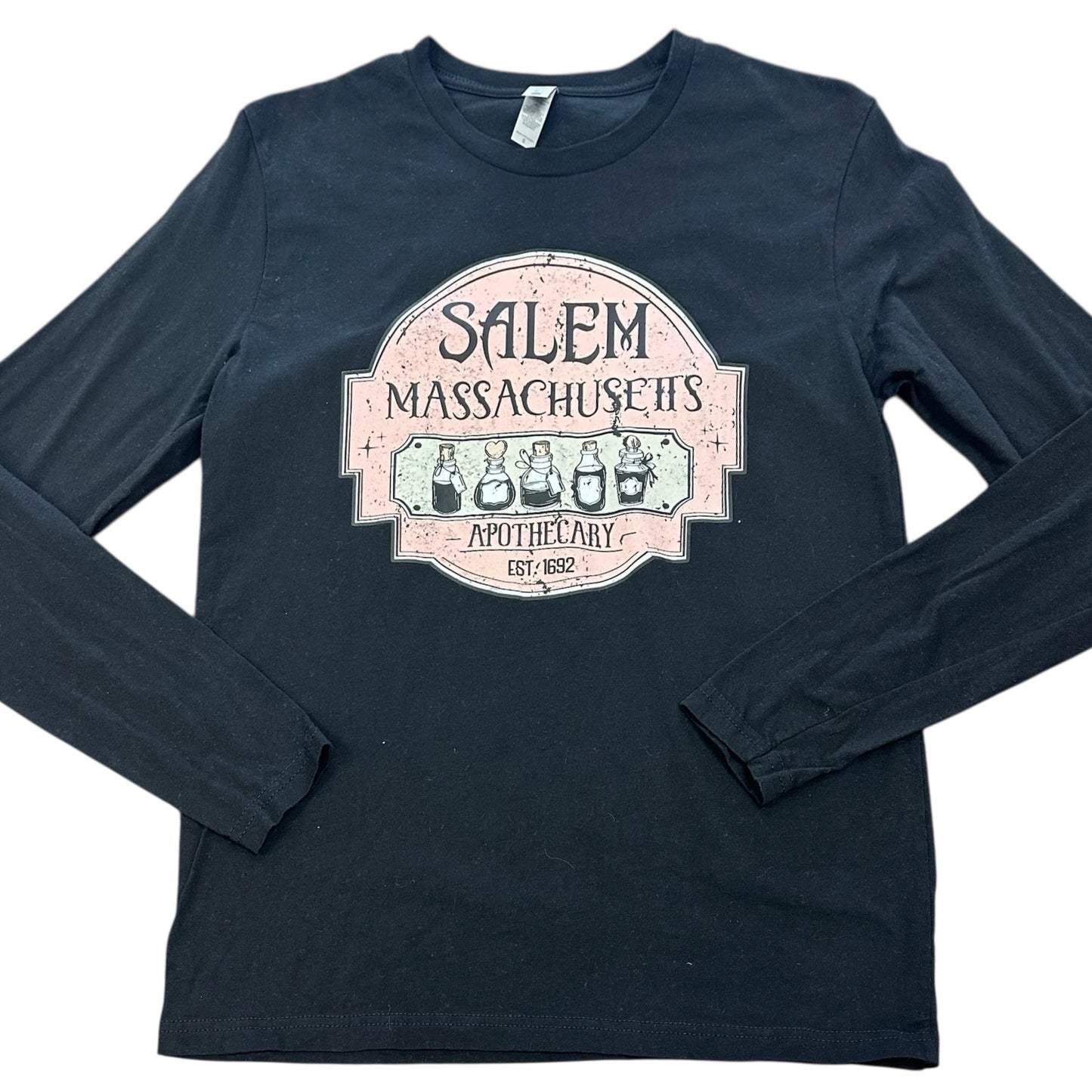 SALEM MASSACHUSETTS BLACK LONG SLEEVE TSHIRT 100 NWOT SMALL