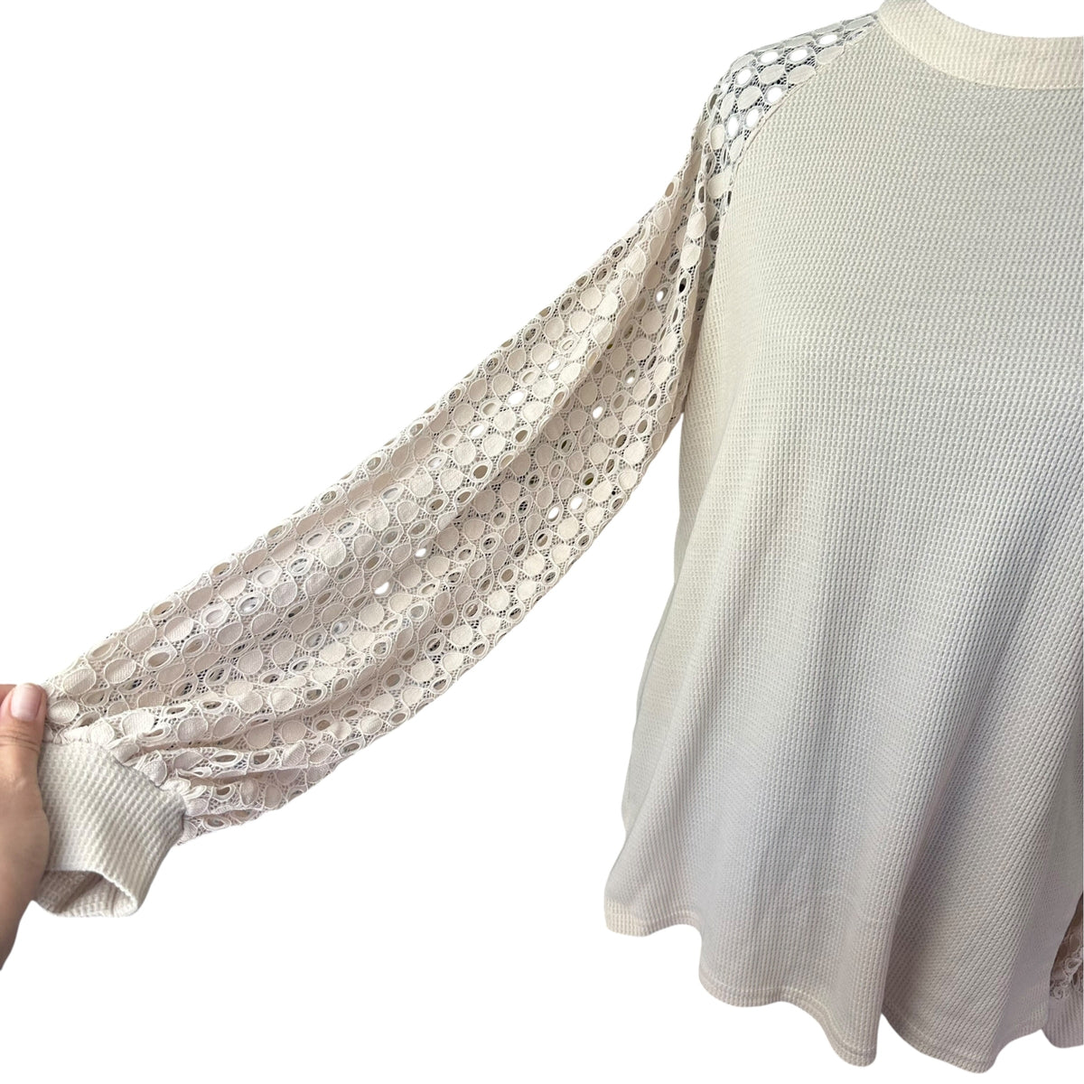 LACE & LATTE STATEMENT SLEEVE TOP 100 LARGE