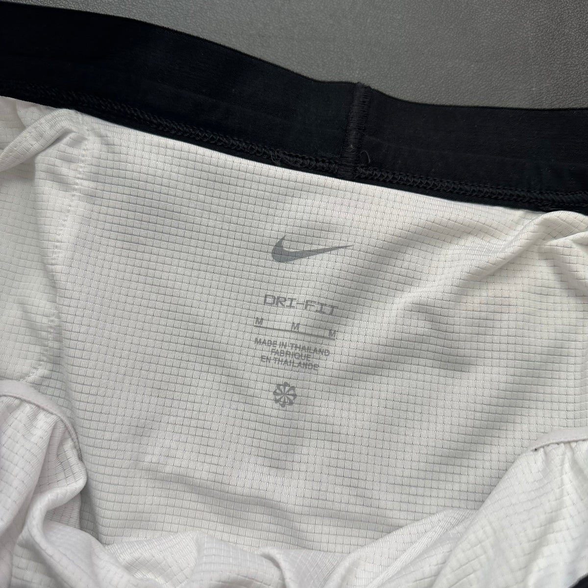 NIKE FLEX STRIDE RUN ENERGY MENS 5 IN BRIEF LINED RUNNING SHORTS 100 MEDIUM
