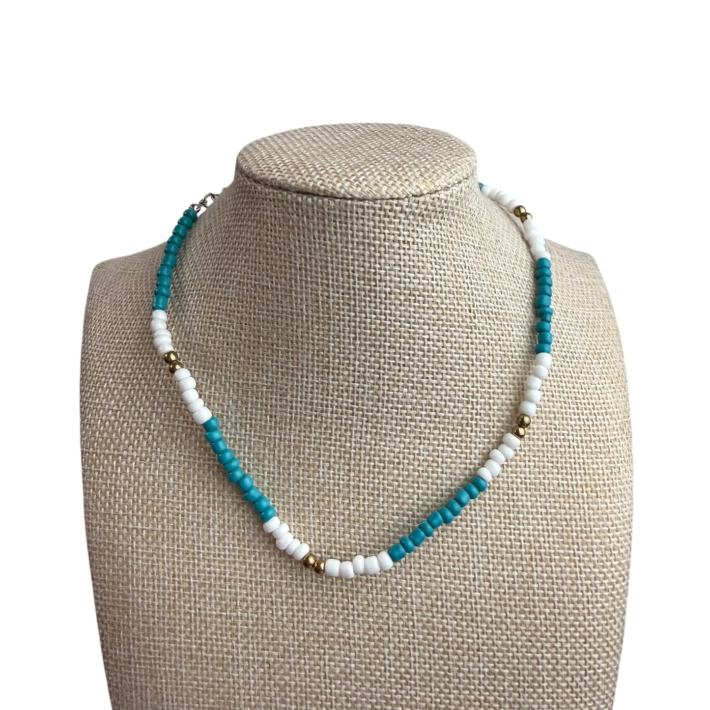 TURQUOISE WHITE CHOKER NECKLACE