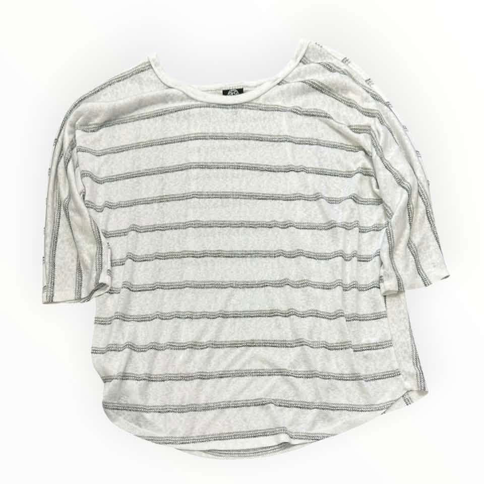 BOBEAU WHITE GREEN KNIT 3/4 TOP 287 1X