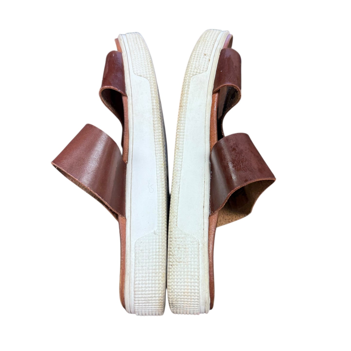 MIA SAIGE SANDAL IN COGNAC 100 SZ 7