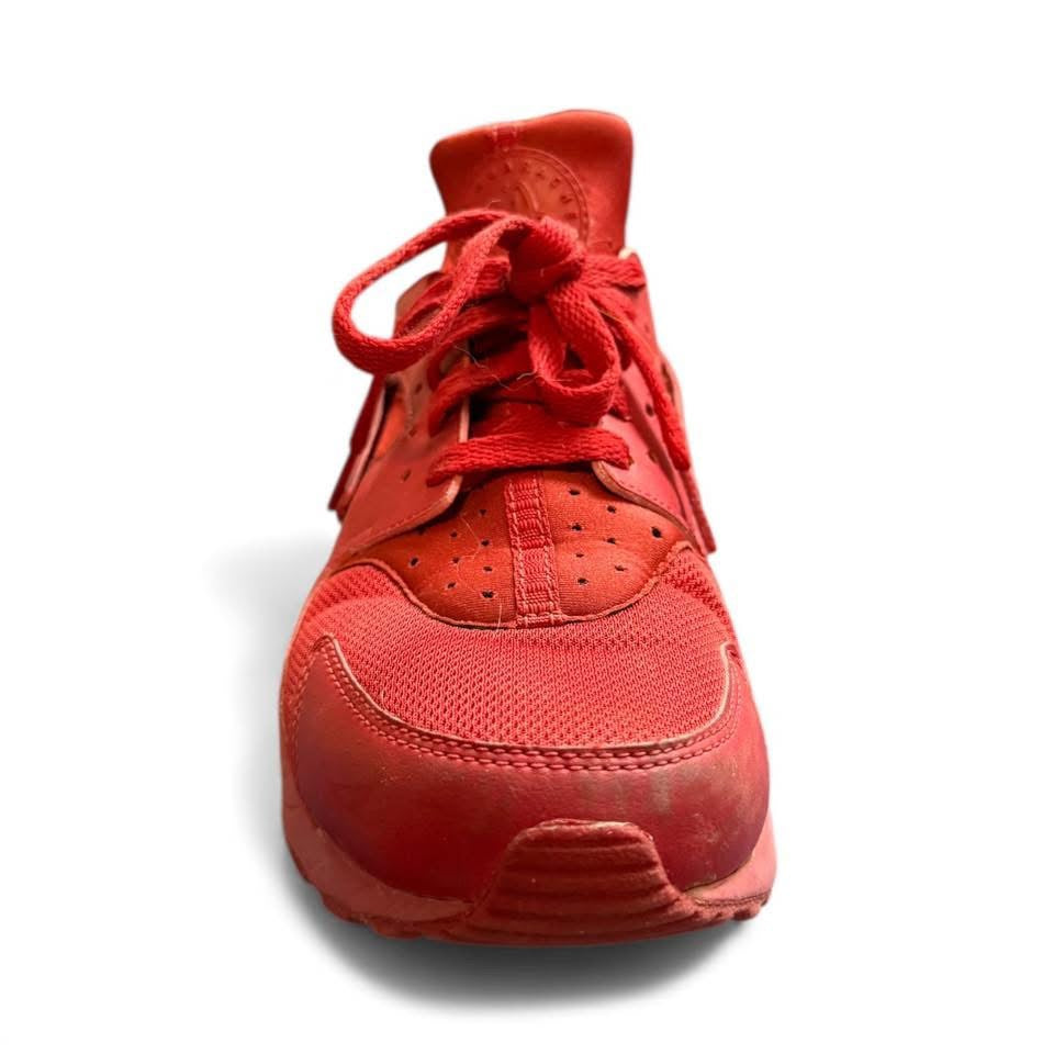 NIKE HUARACHE RED SNEAKERS
SZ 8.5