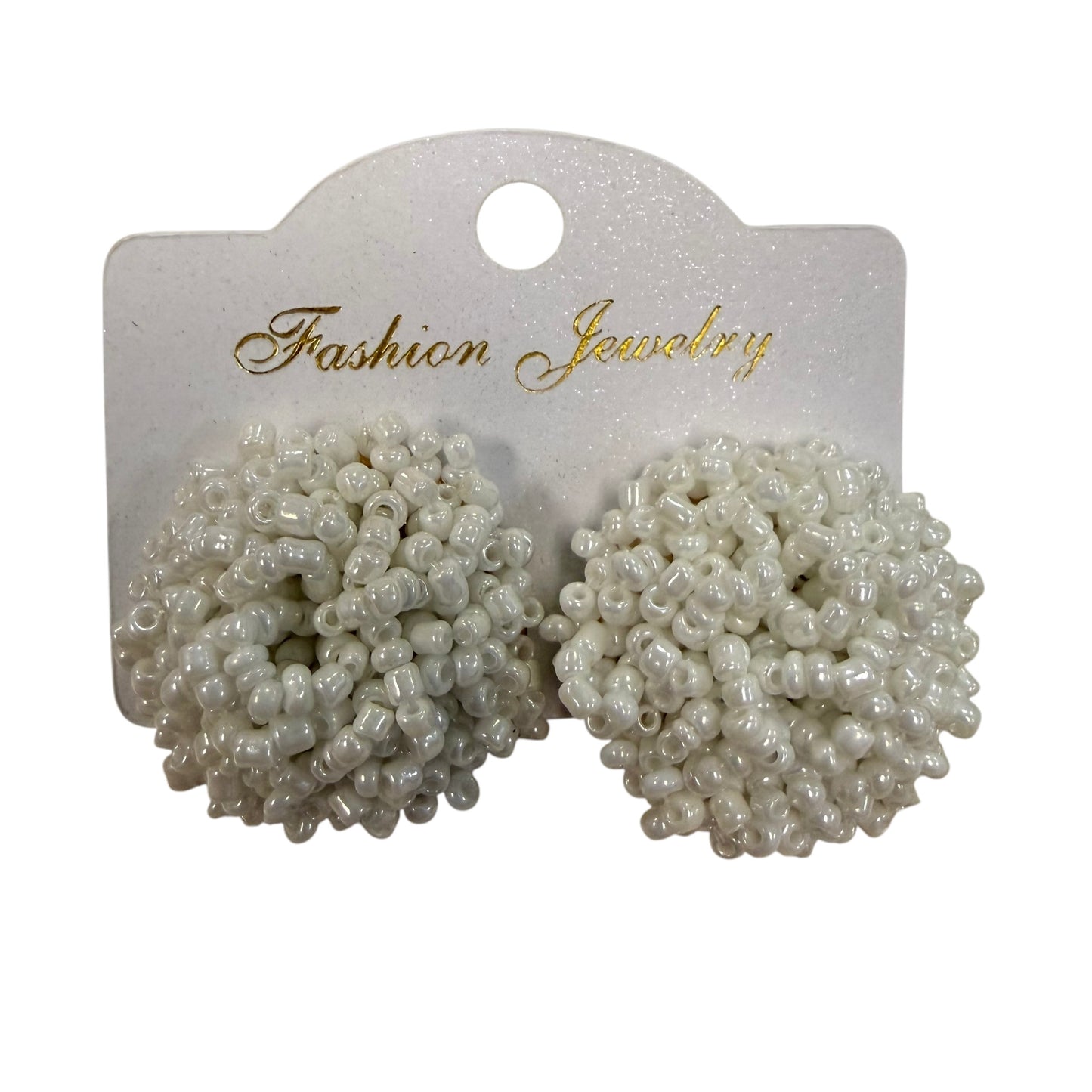 WHITE BEADED EARRINGS NEW 39
