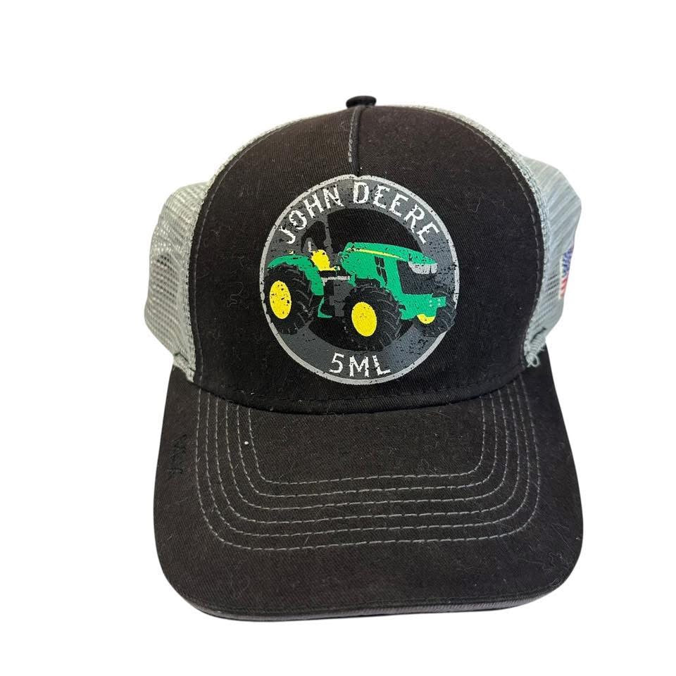 JOHN DEERE TRUCKER CAP 138