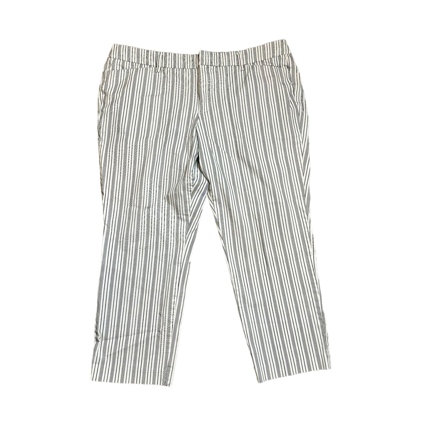 A.N.A - PINSTRIP CAPRI SLACKS