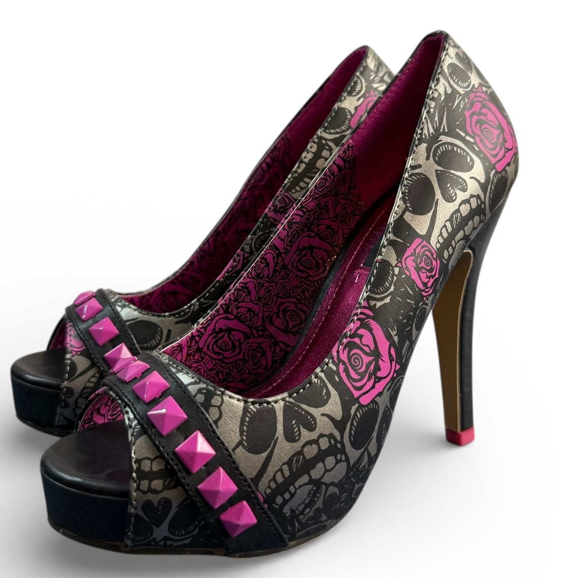 IRON FIST PUNK ROCK SILVER BLACK SKULL PLATFORM PEEP TOE HEELS NEW Sz 5