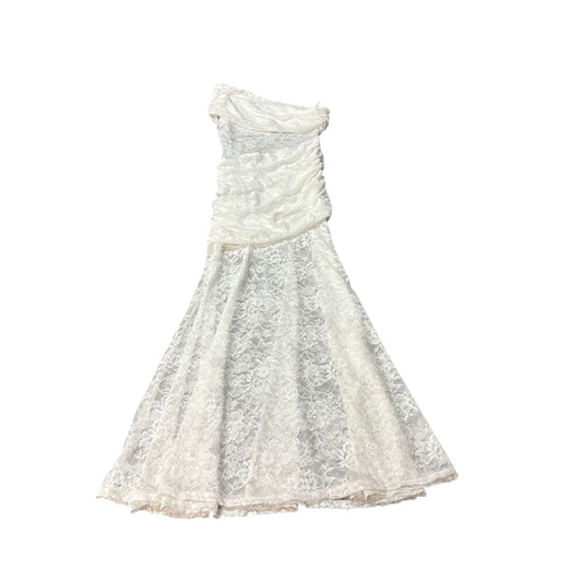 WHITE LACE ONE SHOULDER ASYMMETRICAL MAXI DRESS 52 MEDIUM