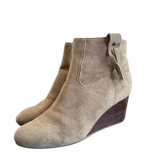 COLE HAAN ELSIE DETAIL TAUPE SUEDE BOOTIES 254 NEW SZ 7B