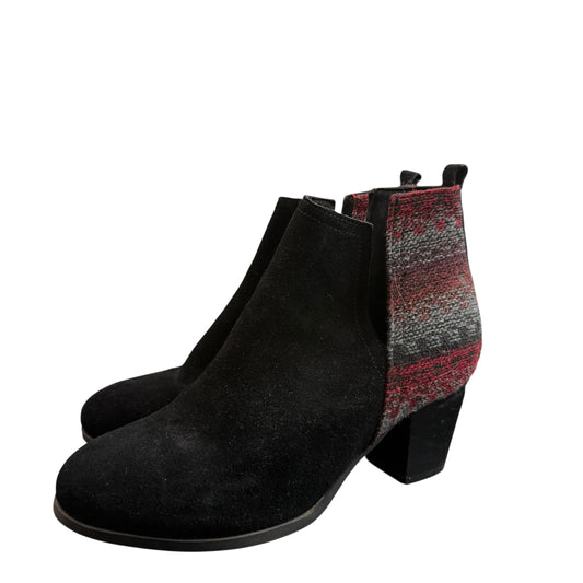 MINNETONKA MARI BOOTIES BLACK SUEDE 251 SZ 8