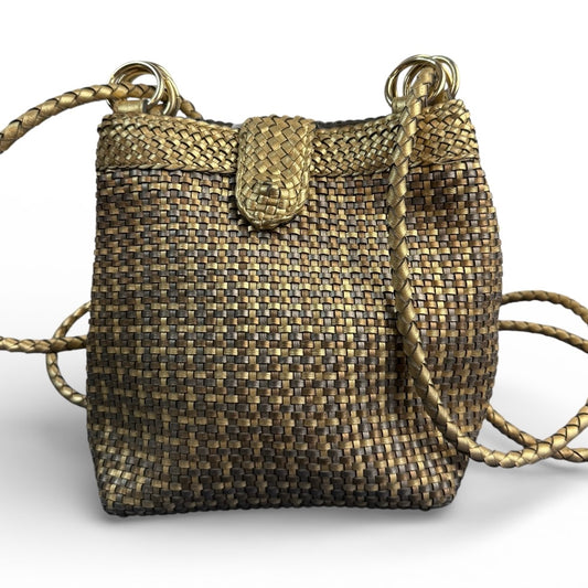 VINTAGE METALLIC GOLD BRONZE WOVEN FAUX LEATHER HANDBAG 100