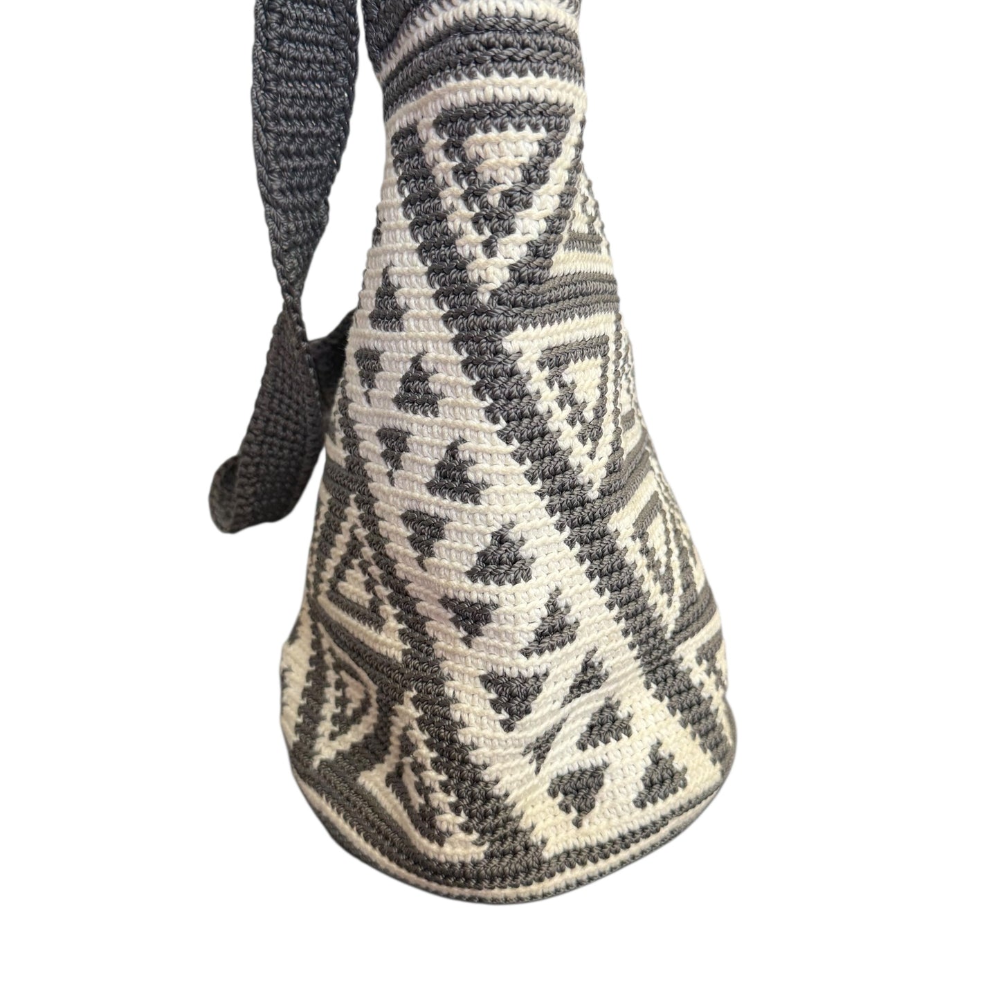 THE SAK LIMITED EDITION GRAY WHITE CROCHET 120 HOBO BAG 258 OS