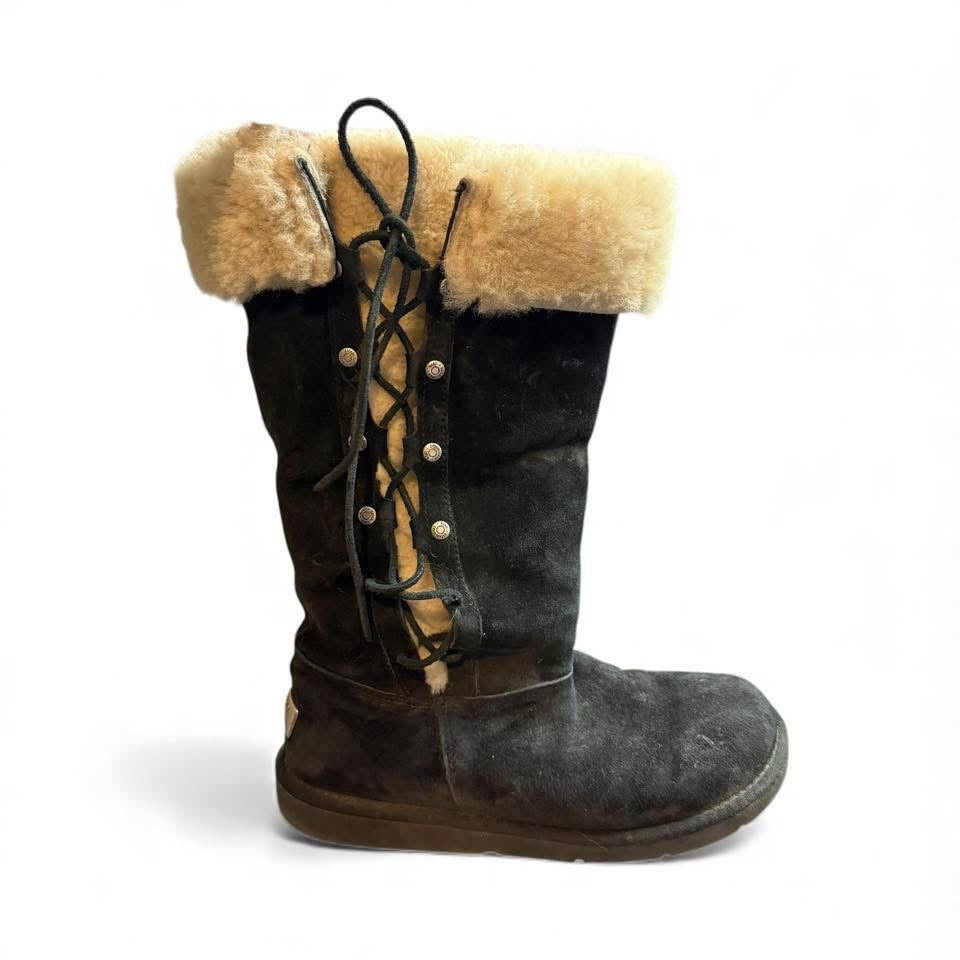 UGG AUSTRALIA UPSIDE TALL BLACK W SHEEPSKIN LINING BOOTS 
SZ 8/9