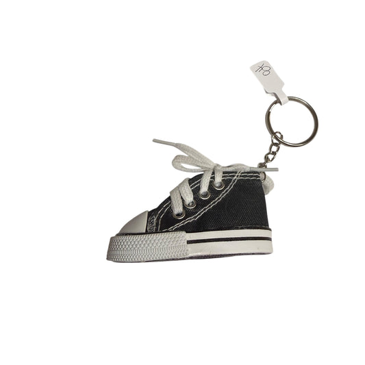 BLACK SNEAKER KEYCHAIN NEW 84 OS
