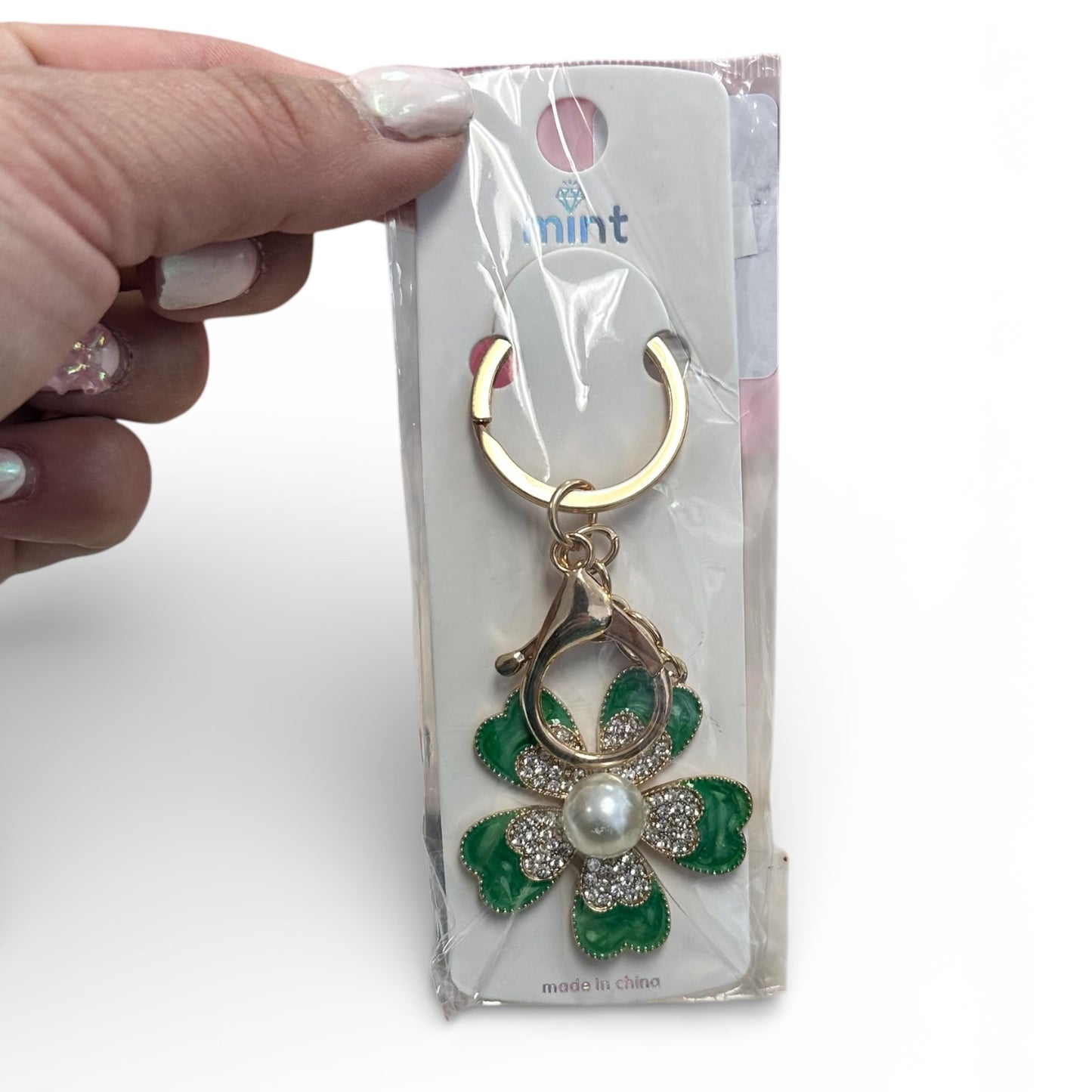 CLOVER KEY CHAIN NEW 84
