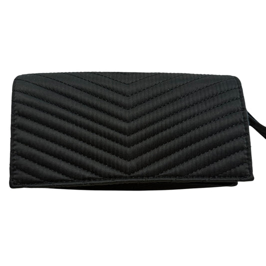 NEIMAN MARCUS BLACK COCKTAIL WRISTLET CLUTCH 249