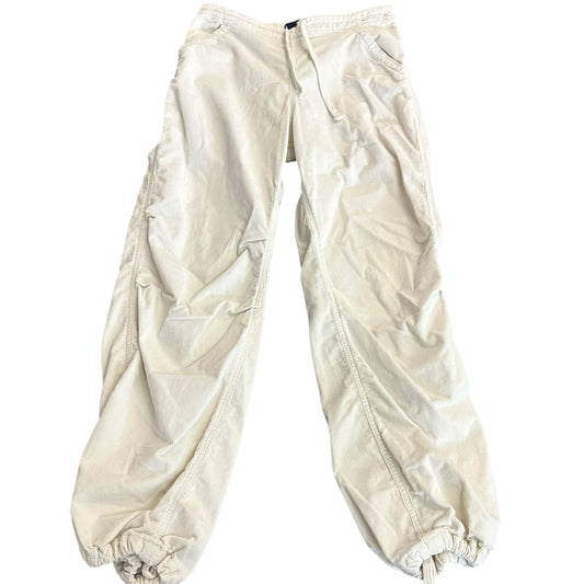 HOLLISTER WHITE PARACHUTE CARGO PANTS 43 SMALL