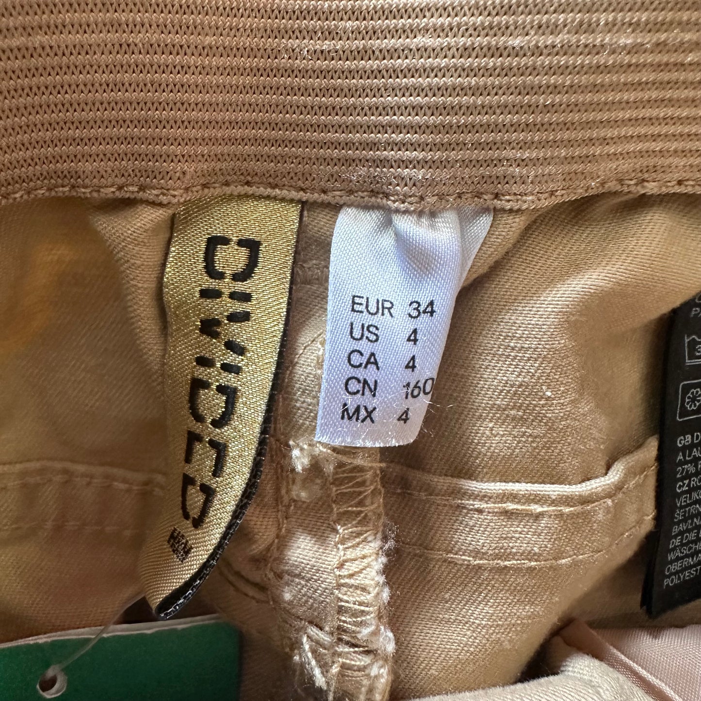 DIVIDED H&M TAN WIDE LEG BUCKLE BELT 100 SZ 4