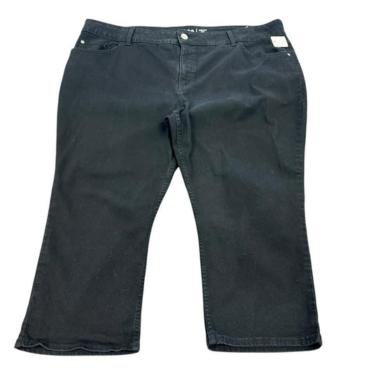 LEE BLACK REGULAR FIT CAPRI MID RISE 229 SZ 26W