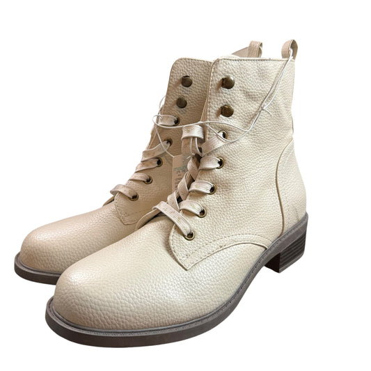MAURICES DELANY LACE UP HIKER BOOTS NEW 100 SZ 10