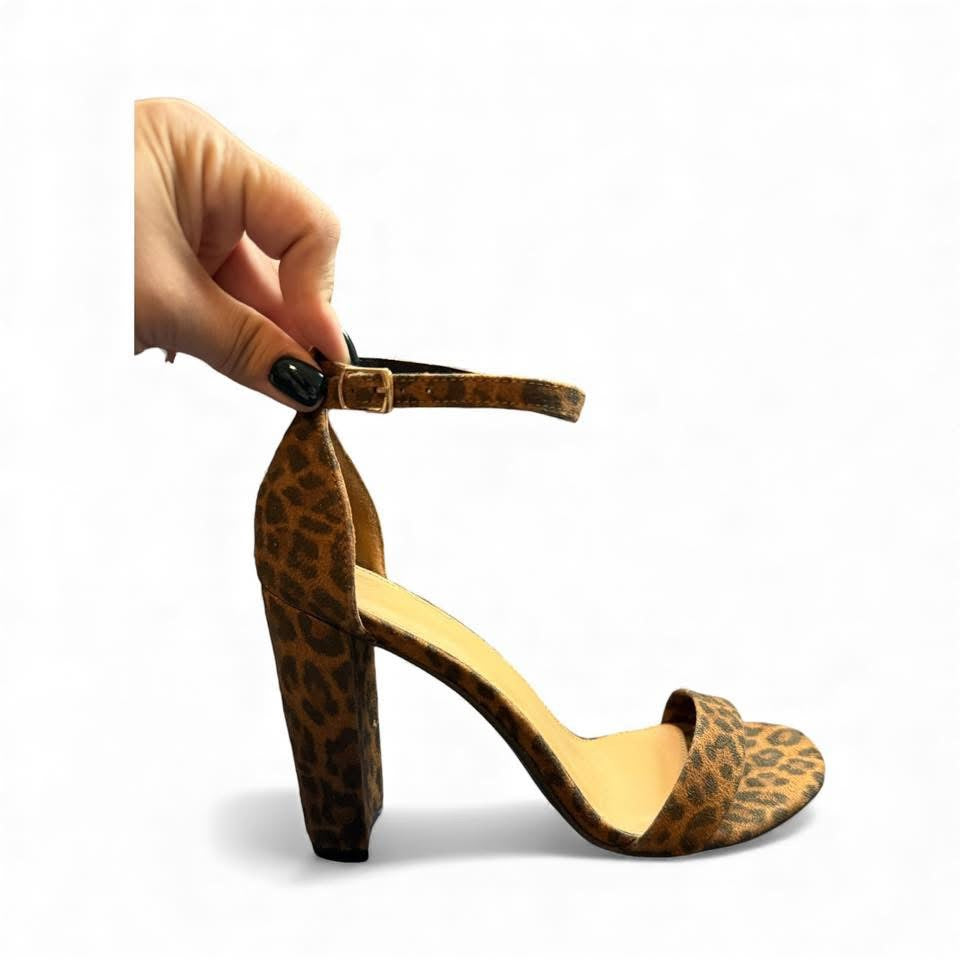 JUST FAB LEOPARD HEELS ANKLE STRAP 
Sz 8