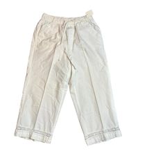 WHITE ELASTIC WAIST CAPRIS SMALL $4.99