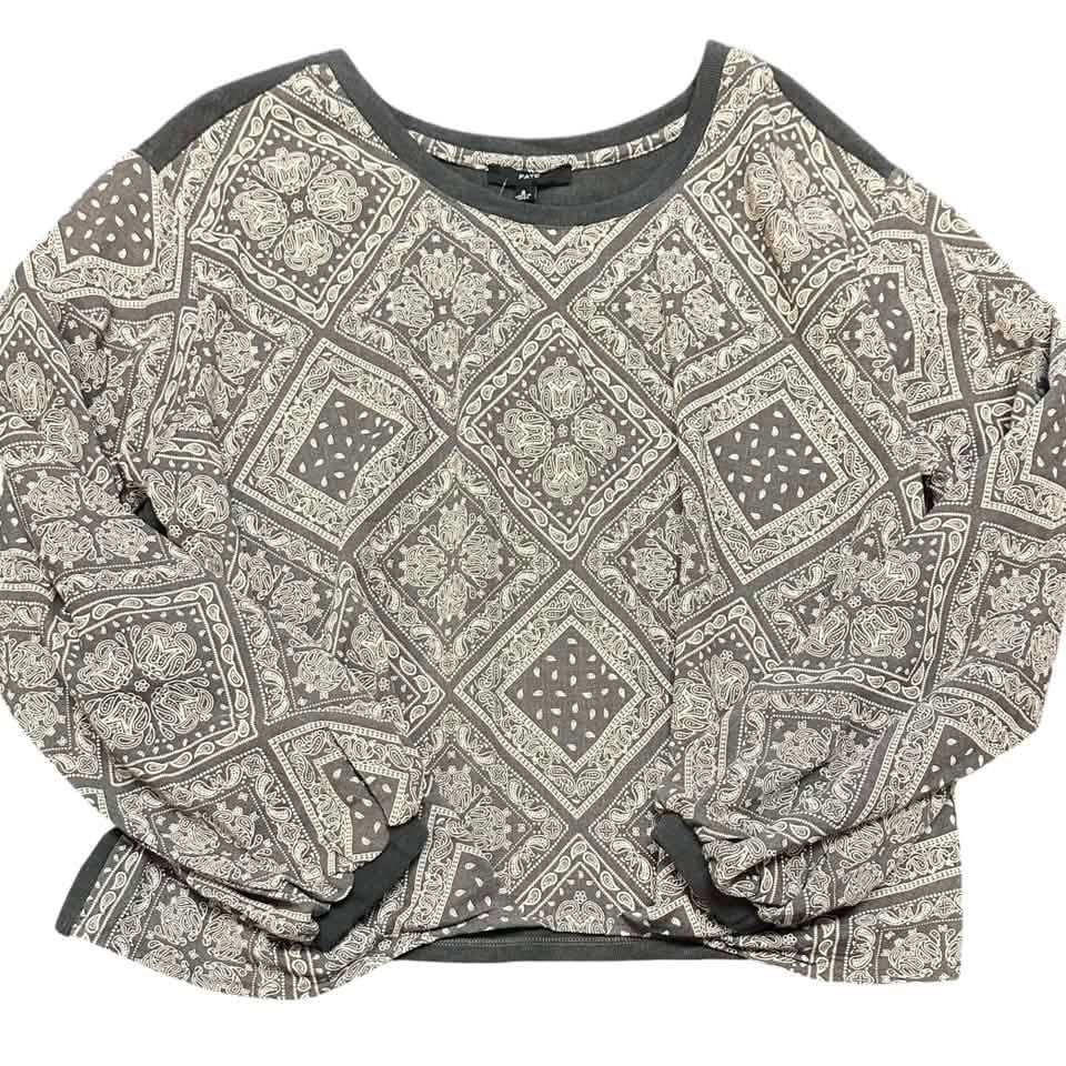 FATE GRAY BANDANA SWEATSHIRT NWT 100 SMALL