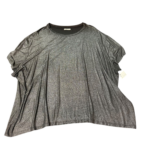EDGELY BLACK SHIMMER SILVER OVERSIZED TOP 57 3/4X
