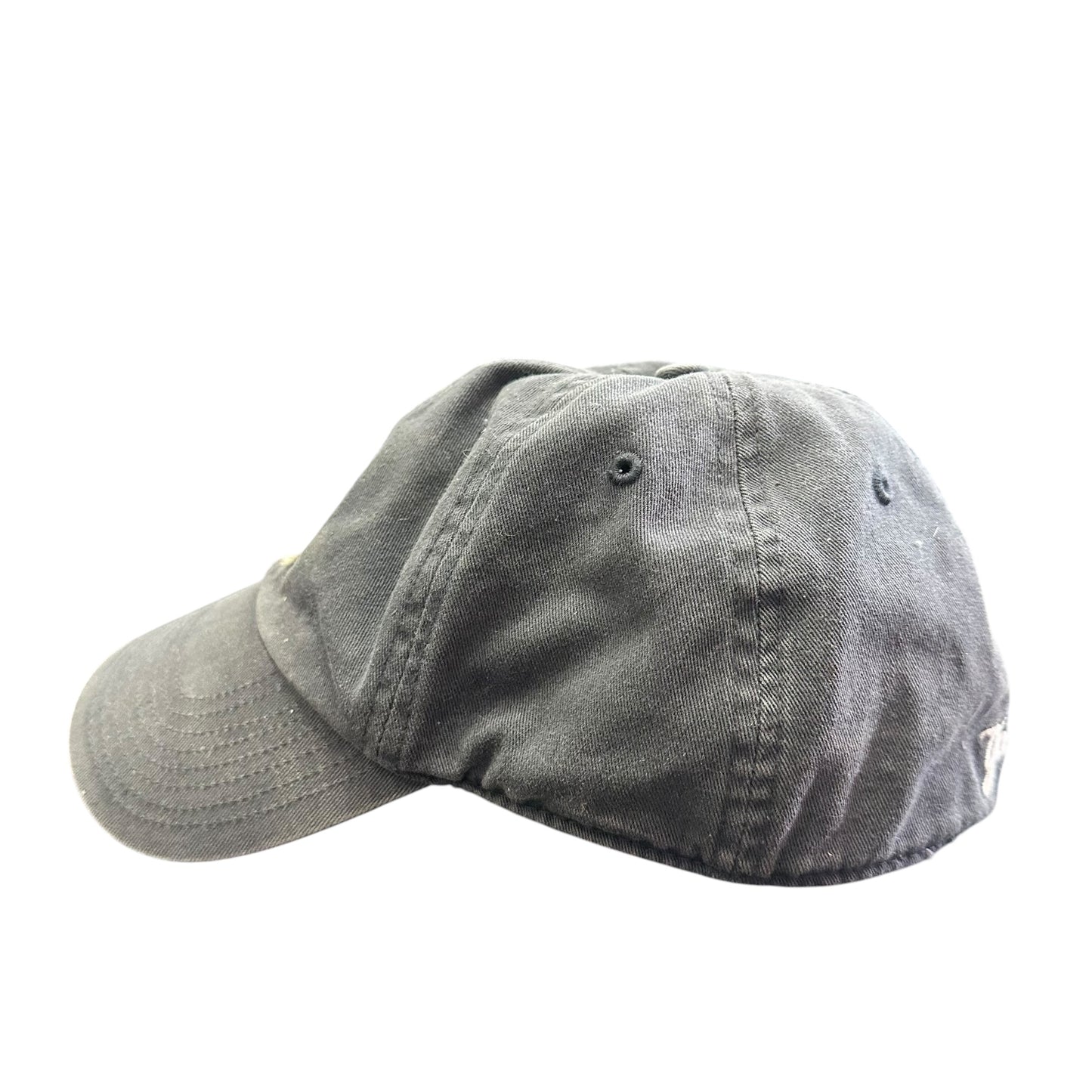 NEW YORK YANKEES FITTED CAP 263 GUC