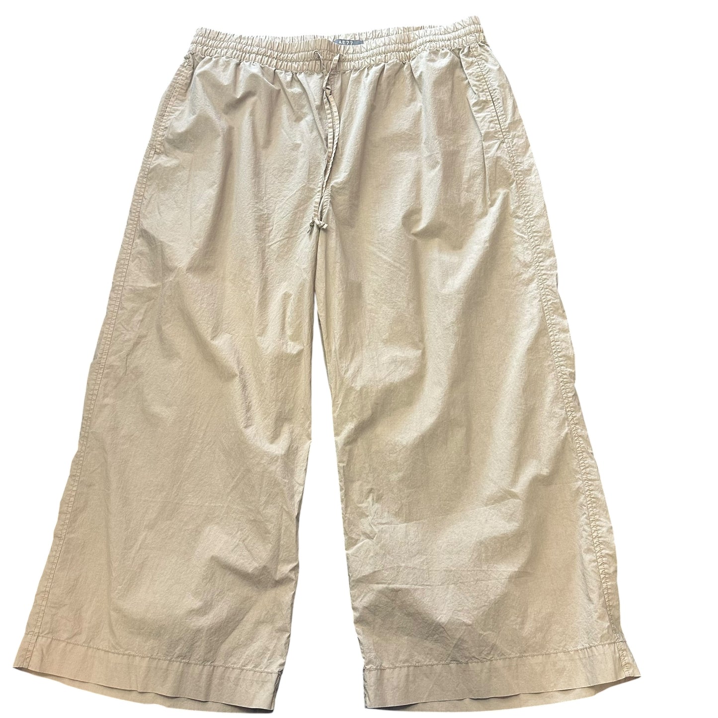 AE77 WIDE LEG KHAKIS DRAWSTRING 100 SIZE XL