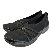 B ZEES BLACK COMFORT SHOES 196 NWOT SZ 11