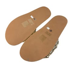 SHU SHOP GOLD SLIDES 122 NWOT SZ 6.5