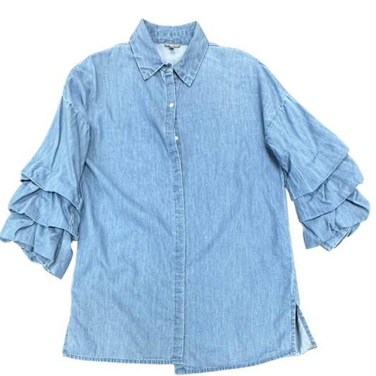 CHARLOTTE RUSSE BLUE CHAMBRAY BLOUSE 115 SMALL