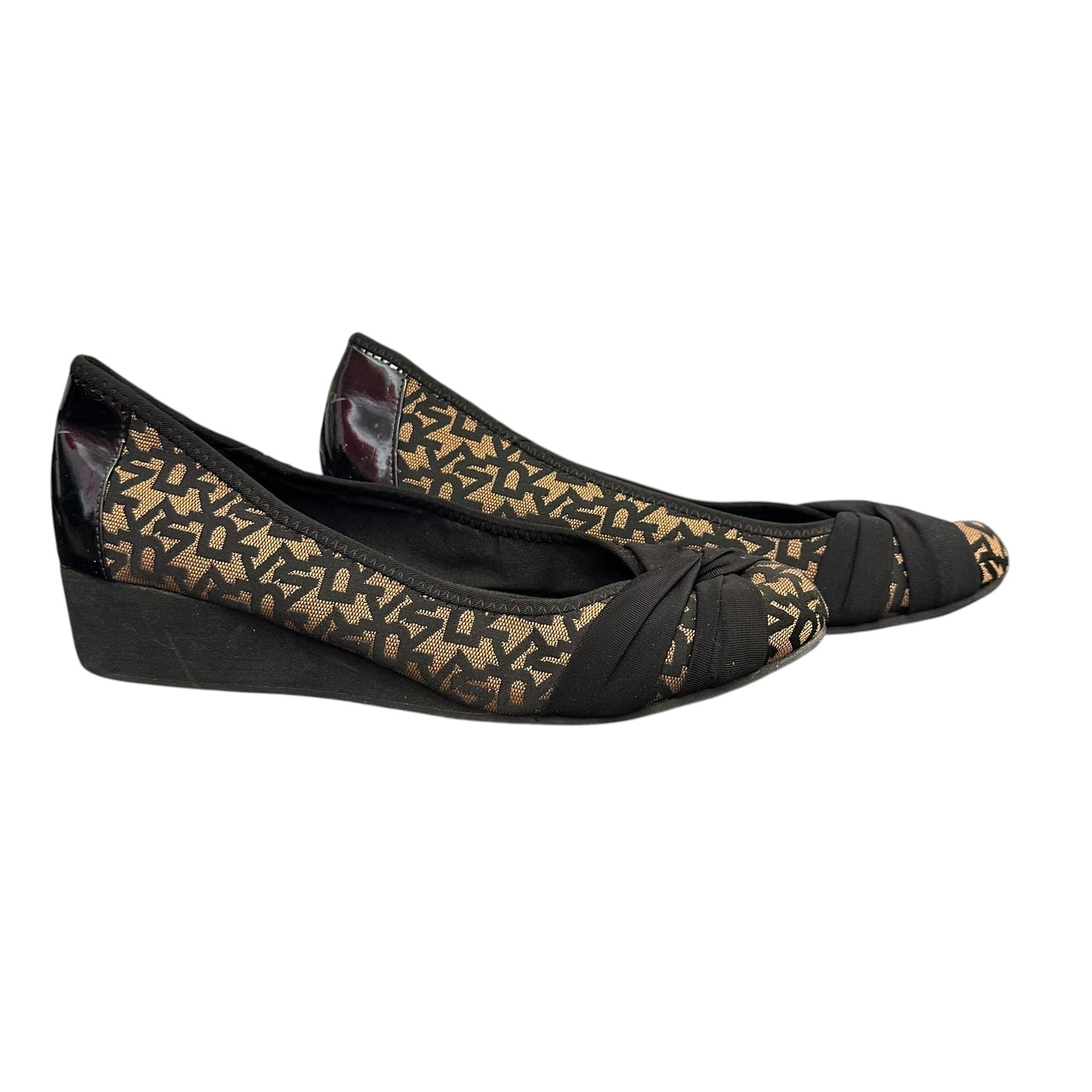 DKNY LOGO WEDGES 219 SZ 10