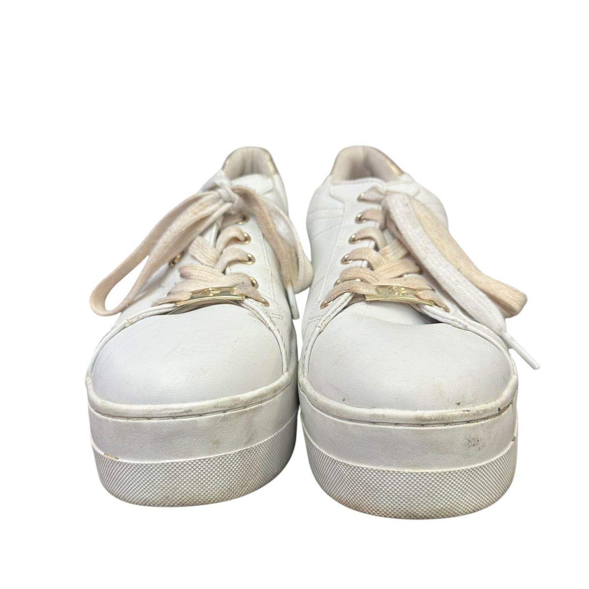 GBG BY GUESS WHITE PLATFORM SNEAKERS 143 SZ 9