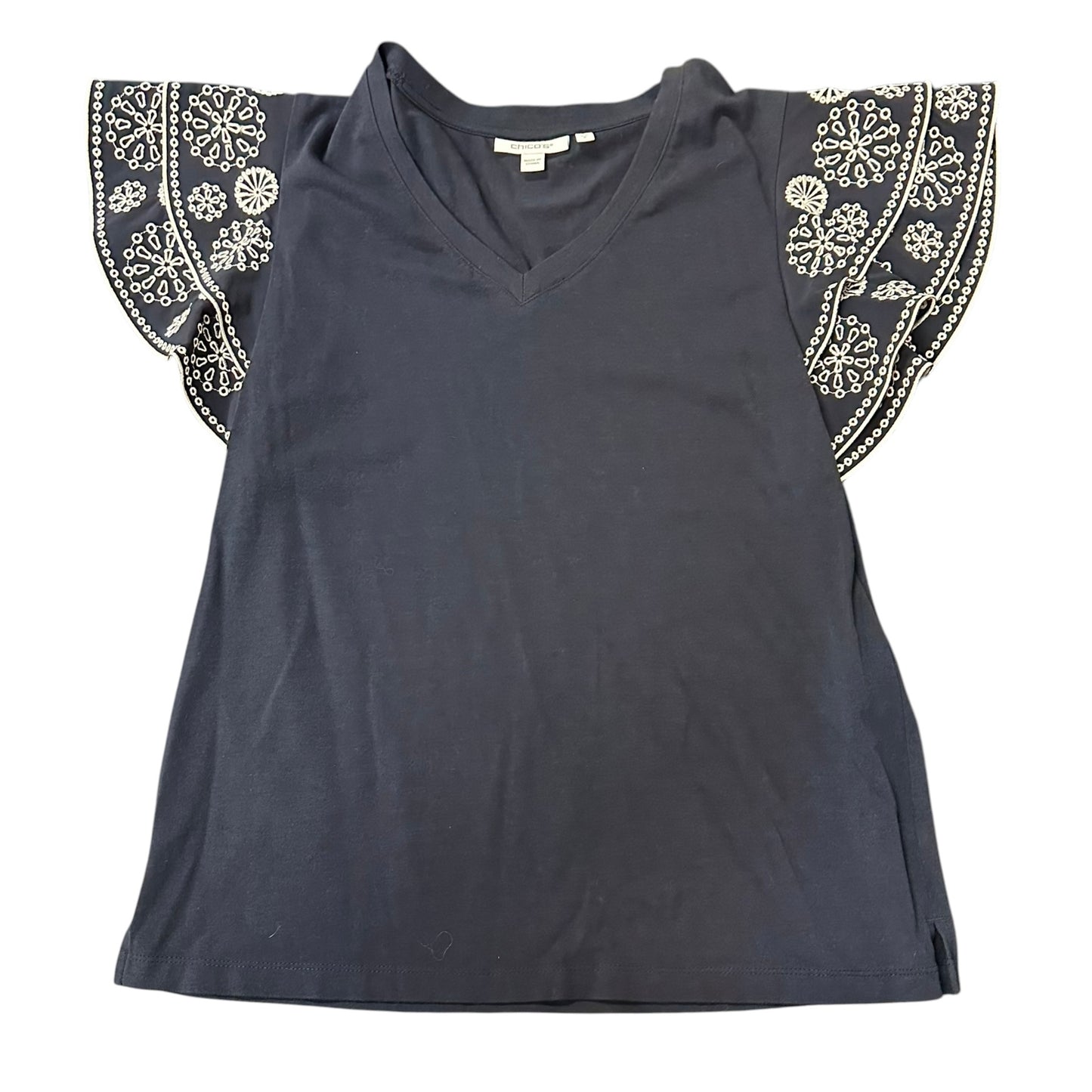 CHICOS NAVY WHITE EYELET FLUTTER SLEEVE TOP 100 SMALL
