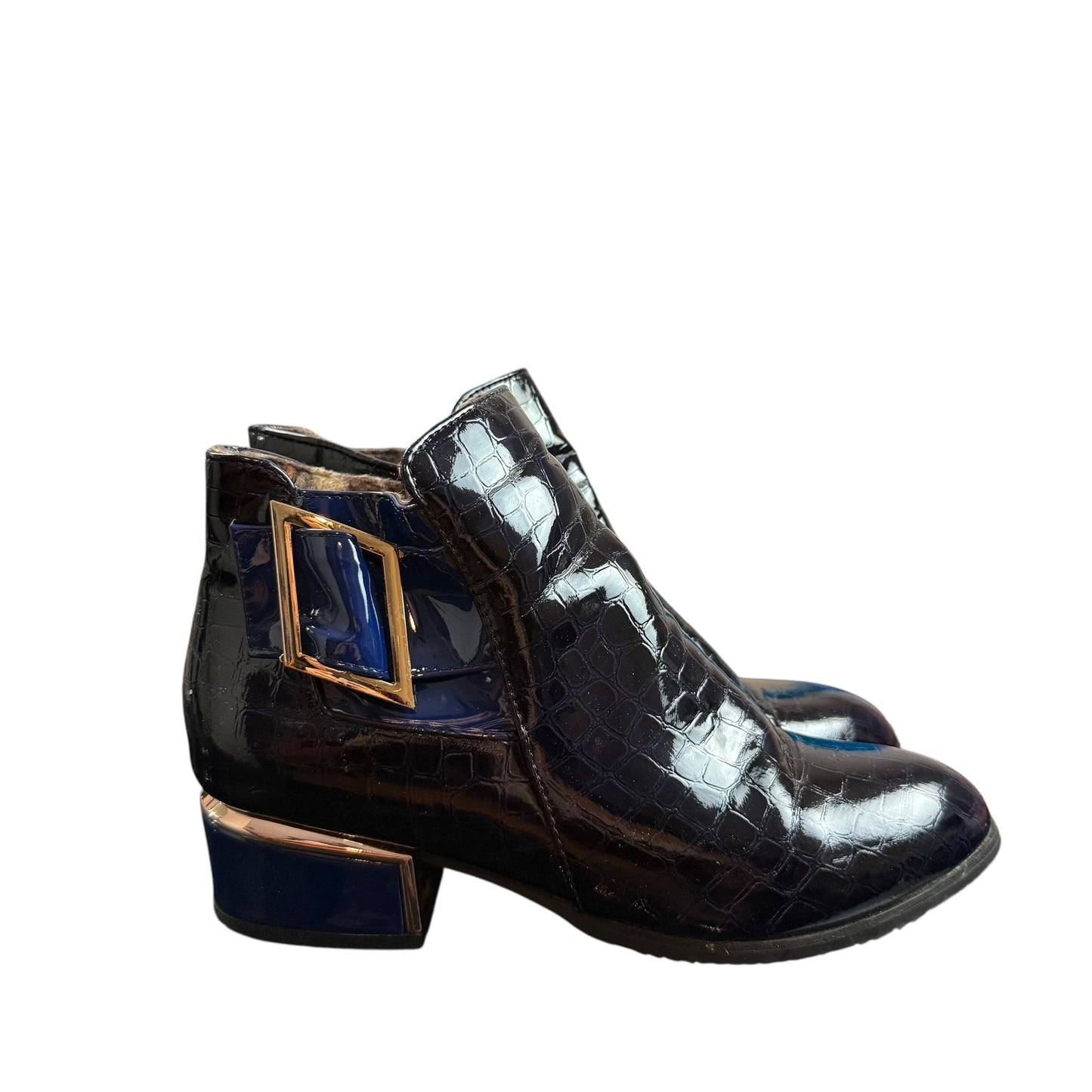 NAVY PATENT LEATHER EMBOSSED ANKLE BOOTIES 218 SZ 40/9