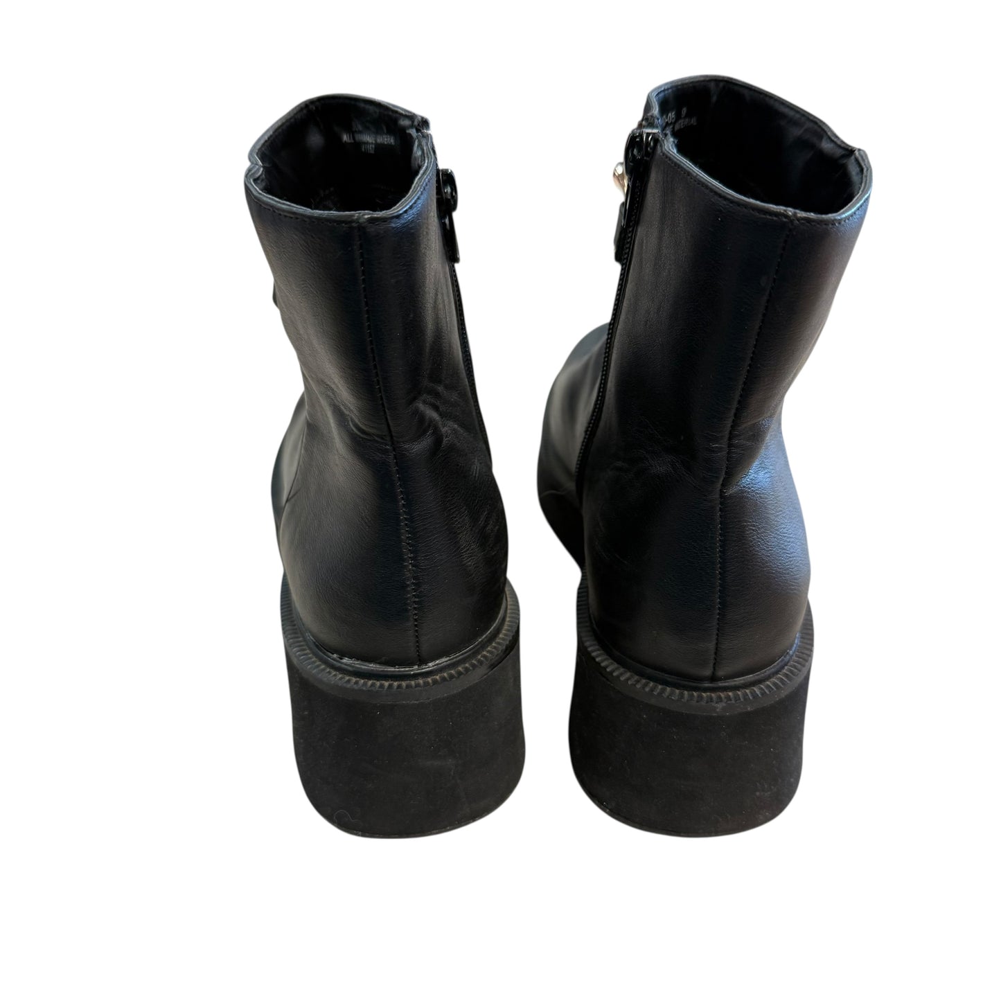 BAMBOO CHUNKY BOOTS W CHAINLINKS 100 SZ 9