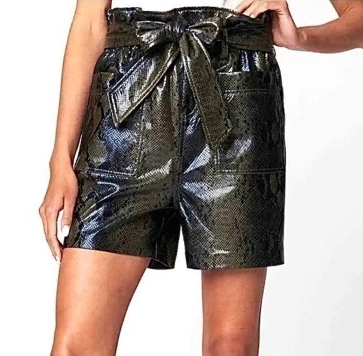 BLANKNYC PYTHON HIGH WAISTED SHORTS NWT 100 SZ 26