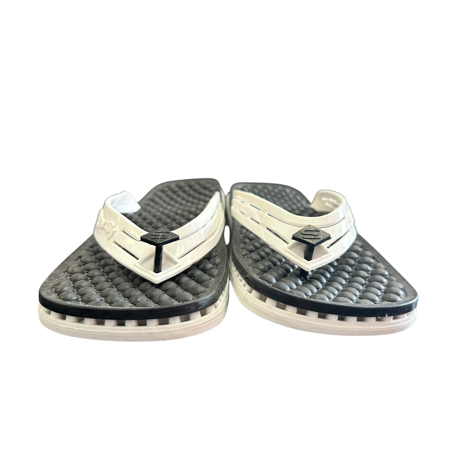 SENSI WHITE THONG SANDALS 82 SZ 11/12