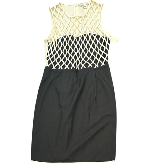 DIANE VON FURSTENBERG WHITE BLACK DRESS 249 SZ 2