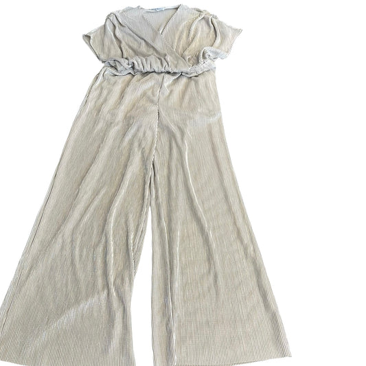 SEE AND BE SEEN CHAMPAGNE COLORED JUMPSUIT PLEATED 256 MEDIUM