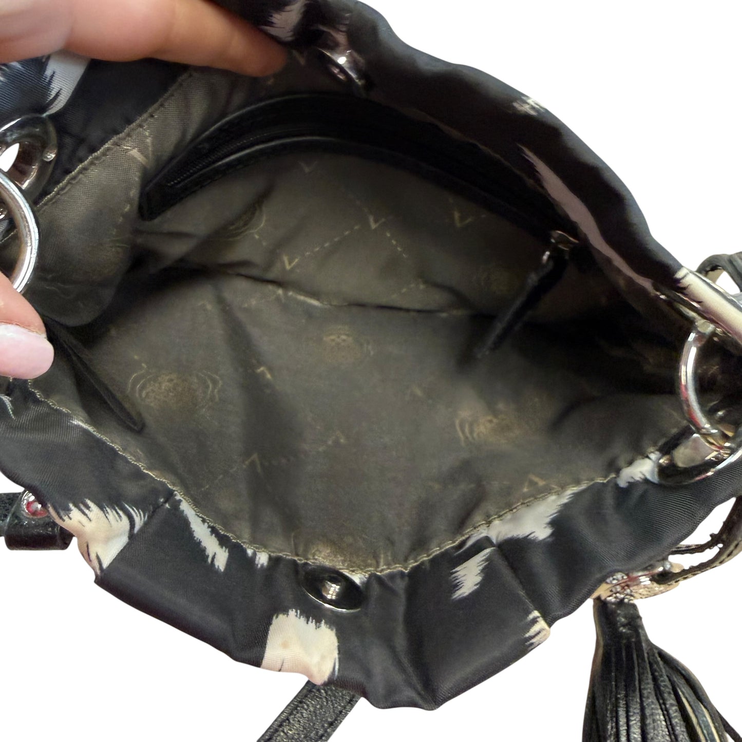 VINCE CAMUTO BLACK WHITE NYLON CROSSBODY BAG LEATHER TRIM TASSEL DETAIL 143