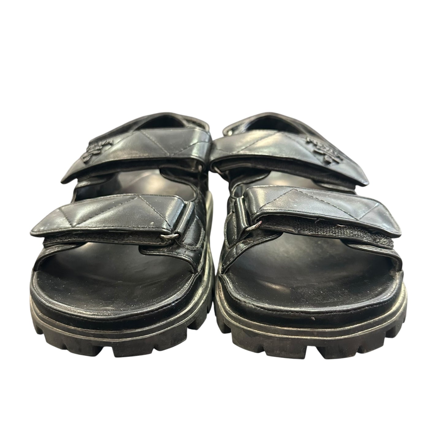 BLACK INSPIRED QUILTED SANDALS W LOGO 122 SZ 6.5