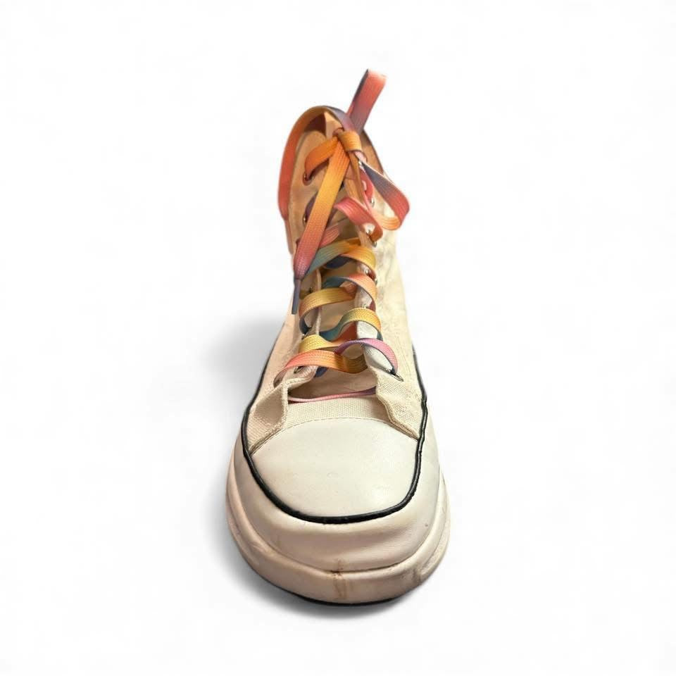 SUGAR WHITE HIGH TOPS
(COULD USE A WASH) SZ 9