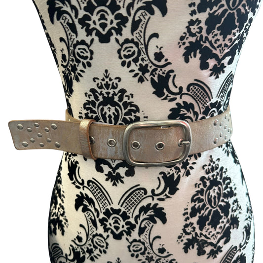 SILVER STUDDED LEATHER BELT NWOT 249 LARGE